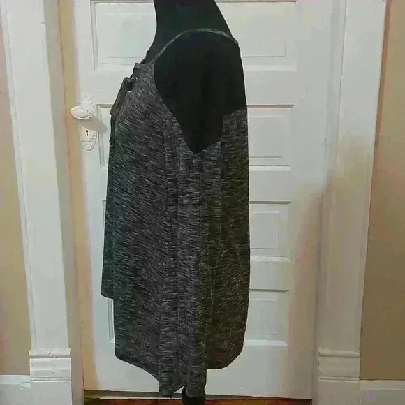 Madison & Berkeley Top #0065D - Picture 5 of 7